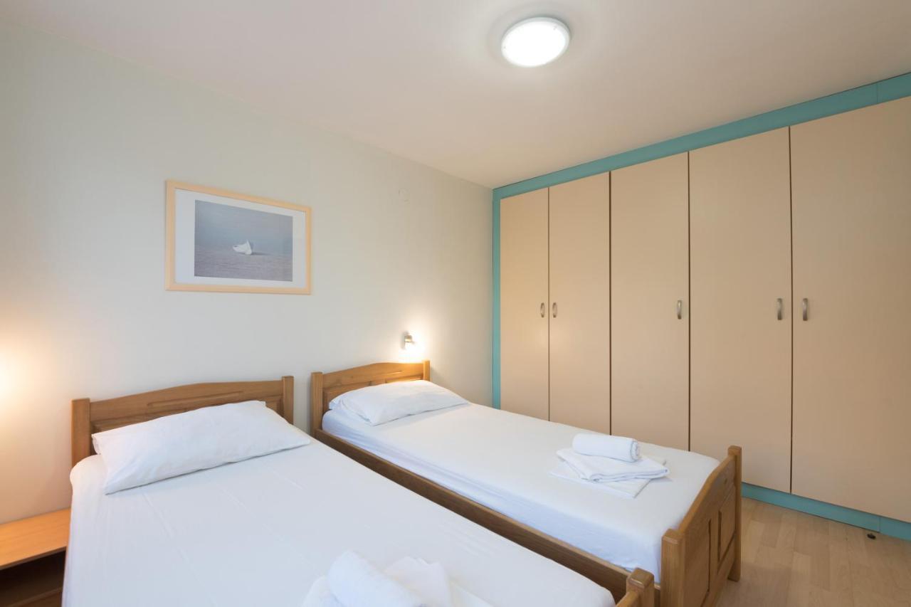 Hotel Rooms Roccia Novigrad  Esterno foto