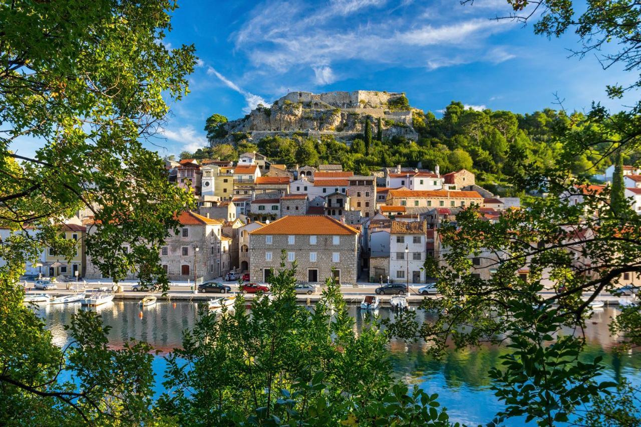 Hotel Rooms Roccia Novigrad  Esterno foto